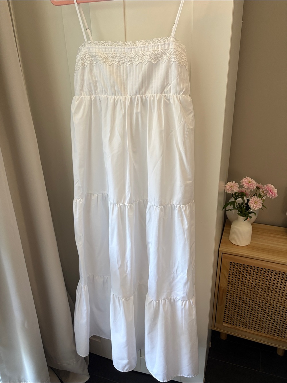 Zara White Tiered Lace-Trim Maxi Dress with Cotton Lining (sz XS)